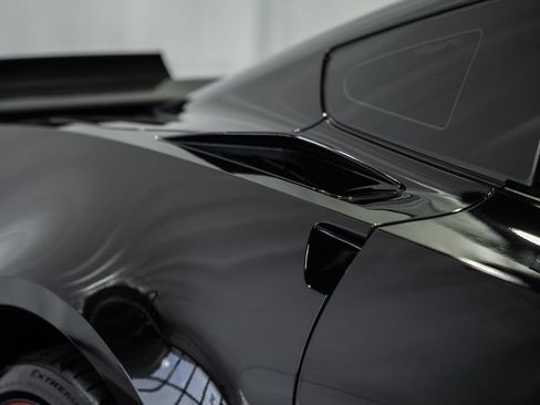 Used 2017 Chevrolet Corvette Z06 RWD image 14