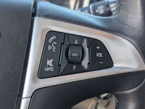 Used 2017 Chevrolet Equinox LT w/ Convenience Package image 17