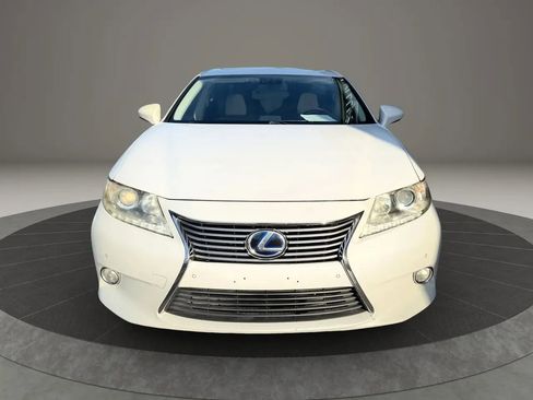 Used 2013 Lexus ES 300h w/ Luxury Pkg FWD image 5