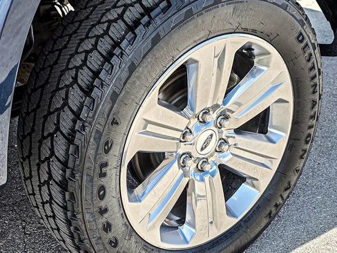 Used 2020 Ford F150 Lariat w/ Equipment Group 502A Luxury image 11