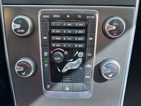 Used 2015 Volvo S60 T5 Premier image 28