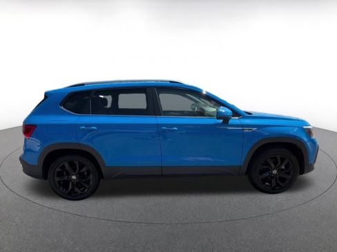 Used 2022 Volkswagen Taos SE AWD/4WD image 16