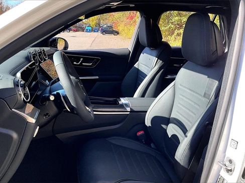 New 2026 Mercedes-Benz GLC 43 AMG GLC 43 AMG image 9