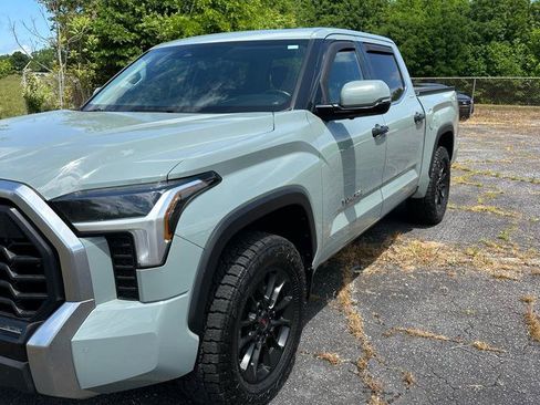 Used 2022 Toyota Tundra Limited w/ TRD Off-Road Package AWD/4WD image 3