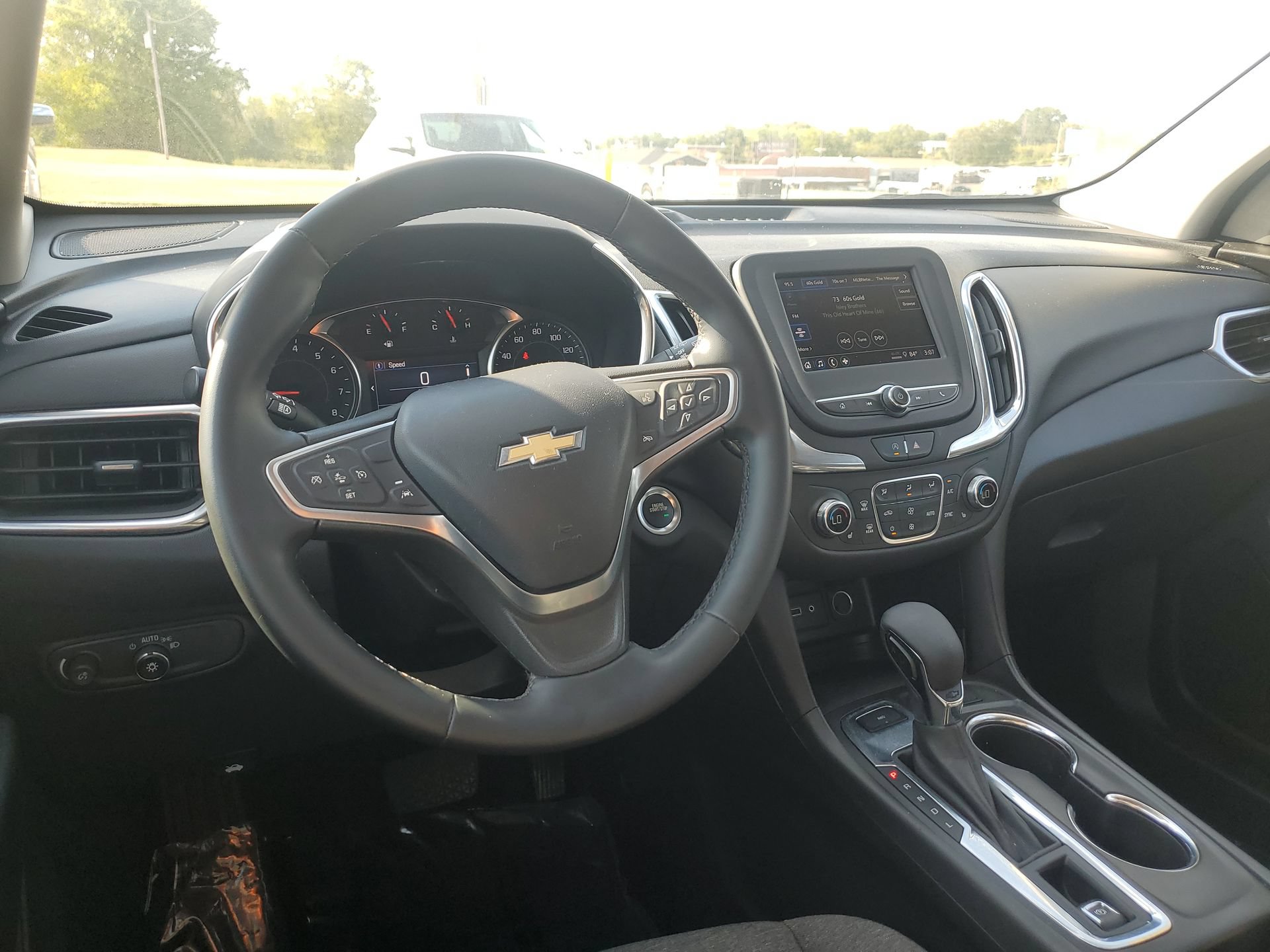 Used 2023 Chevrolet Equinox LT AWD/4WD image 19