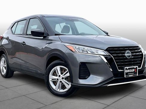 Certified 2024 Nissan Kicks S image 3