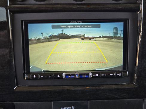 Used 2023 Chevrolet Express 2500 image 17