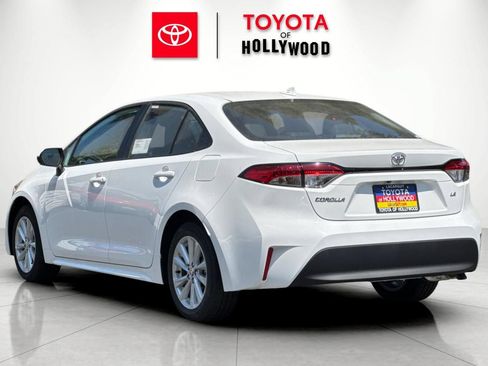 New 2026 Toyota Corolla LE FWD image 6