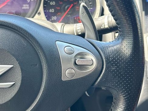 Used 2017 Nissan 370Z Touring RWD image 24