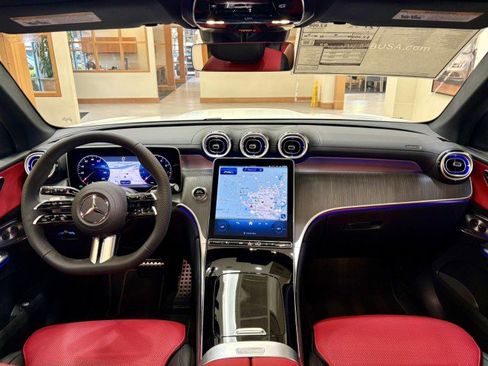 New 2026 Mercedes-Benz GLC 300 image 9