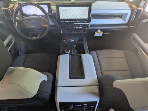 Used 2025 GMC Hummer EV 2X AWD/4WD image 22