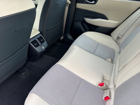 Used 2018 Honda Clarity Plug-In Hybrid image 13