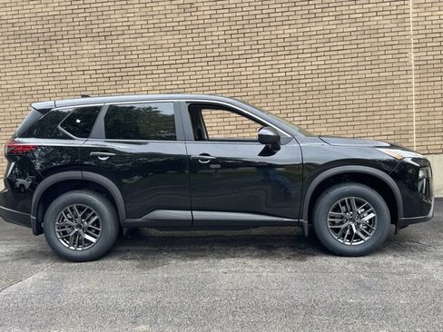 New 2026 Nissan Rogue S FWD image 4