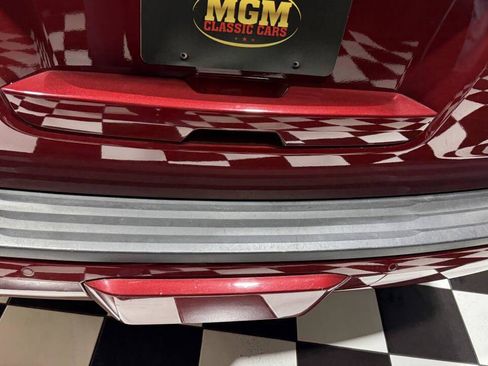 Used 2018 GMC Yukon SLE w/ HD Trailering Package image 78