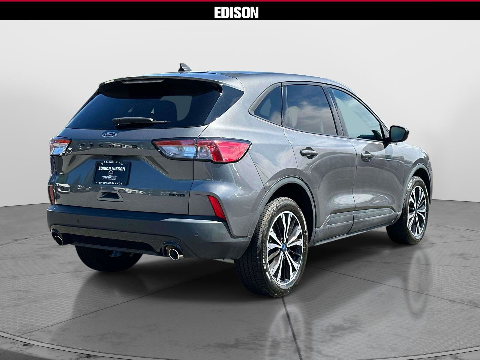 Used 2022 Ford Escape SEL w/ SEL Stealth AWD Package image 4