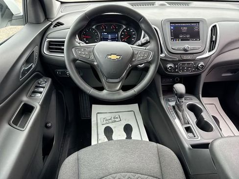 Used 2024 Chevrolet Equinox LT image 14