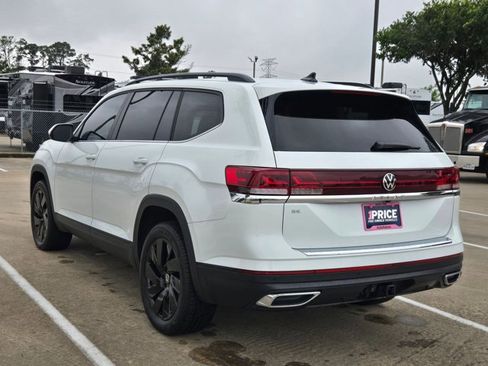 Used 2024 Volkswagen Atlas SE FWD image 7