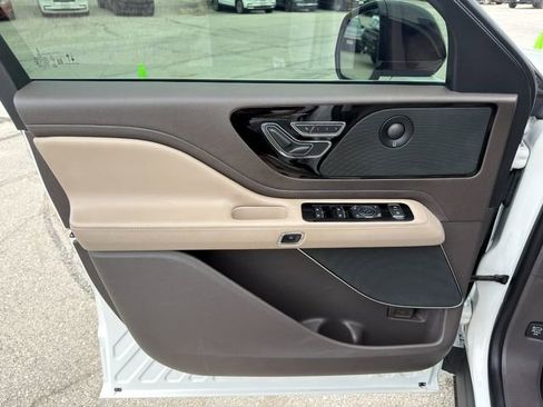 Used 2023 Lincoln Aviator Grand Touring w/ Equipment Group 301A AWD/4WD image 24