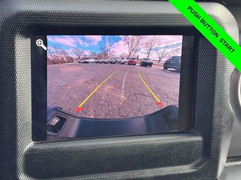 Used 2023 Jeep Gladiator Sport image 17