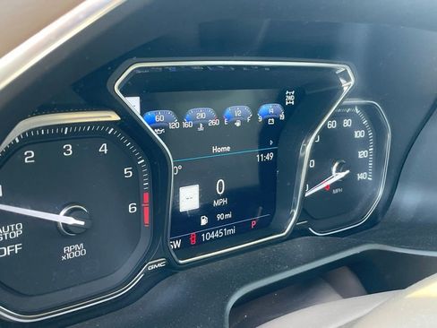 Used 2021 GMC Yukon Denali w/ Denali Premium Package image 6