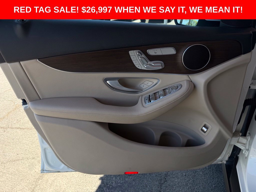 Used 2022 Mercedes-Benz GLC 300 image 18