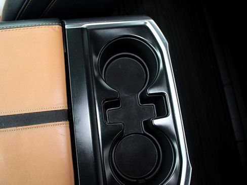 Used 2022 Ford F150 Platinum w/ Equipment Group 701A High image 32