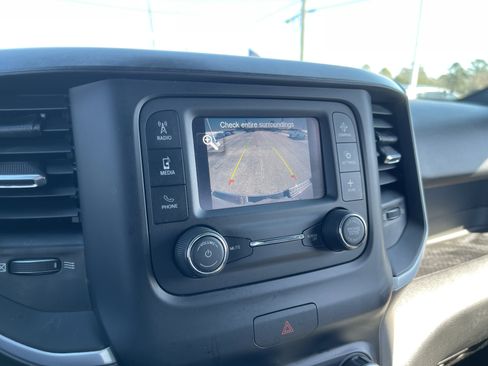 Used 2021 RAM 1500 Big Horn image 30