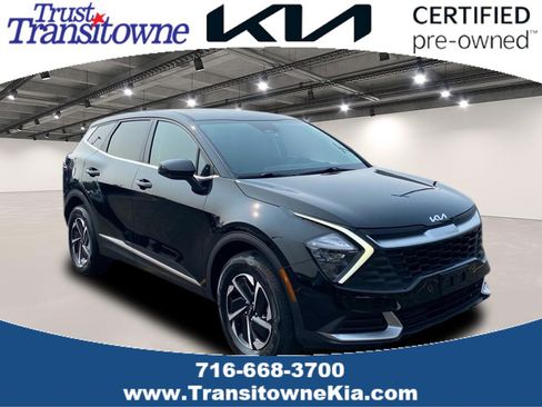Used 2023 Kia Sportage LX image 1
