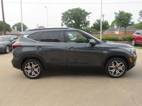 Used 2021 Kia Seltos S image 5