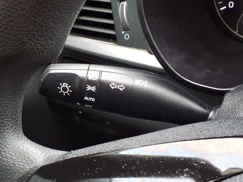 Used 2020 Kia Optima LX FWD image 27