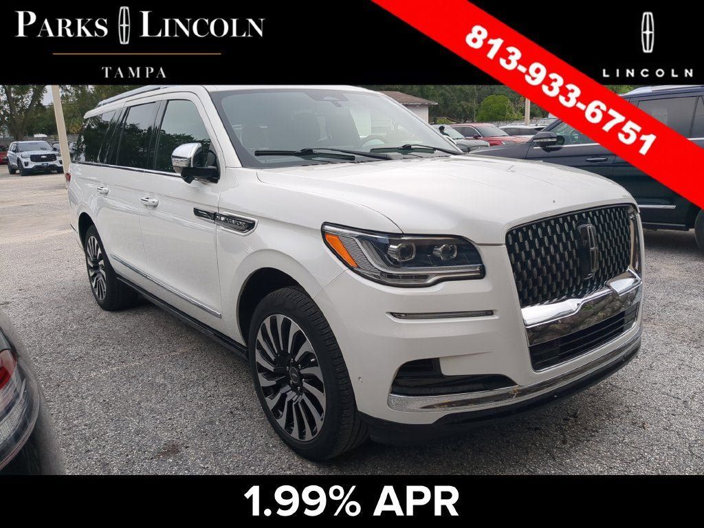 Used 2022 Lincoln Navigator L Black Label AWD/4WD image 4