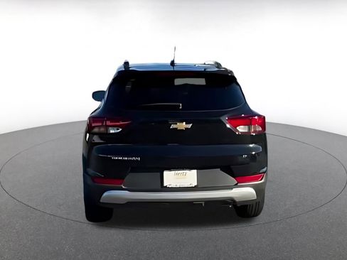 Used 2025 Chevrolet TrailBlazer LT image 16