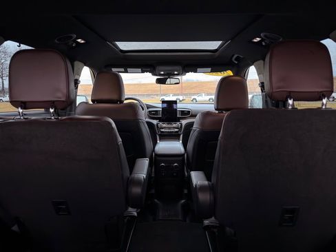 Used 2023 Ford Explorer Platinum w/ Technology Package image 56