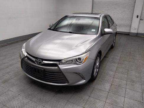 Used 2017 Toyota Camry XLE w/ Moonroof Package image 15