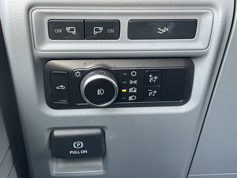 Used 2023 Ford F150 XLT w/ Equipment Group 302A High image 19