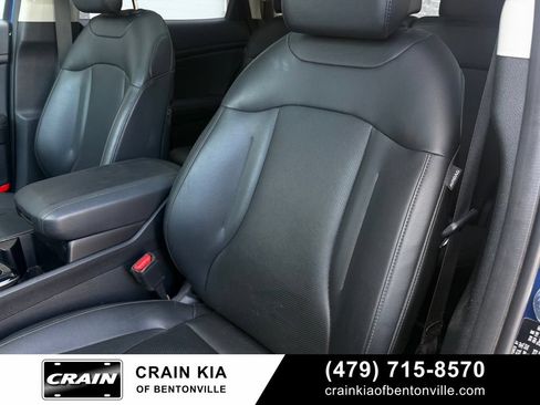 Certified 2025 Kia Sportage EX w/ Premium Package AWD/4WD image 23