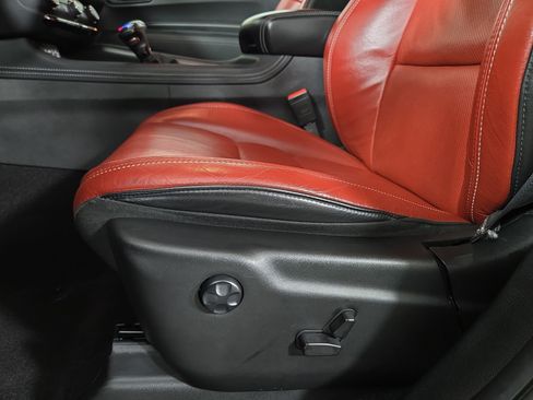 Used 2024 Dodge Durango SRT AWD/4WD image 33