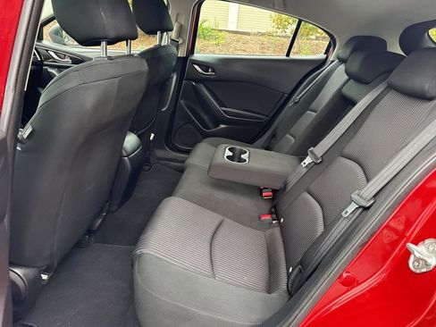 Used 2015 MAZDA MAZDA3 i Touring image 32