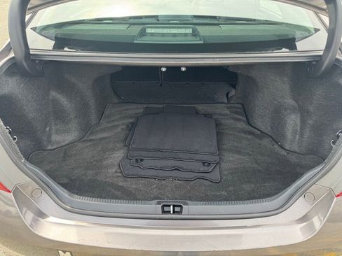 Used 2017 Toyota Camry SE FWD image 30