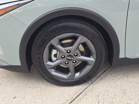 Certified 2025 Kia K4 LXS image 34