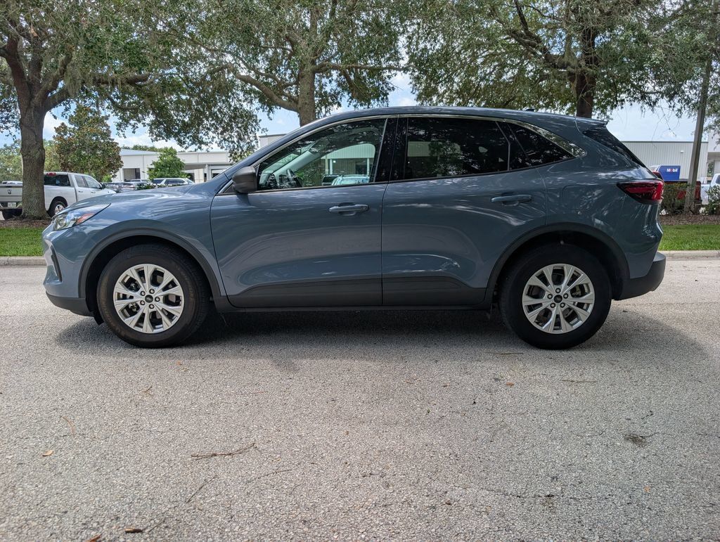 Used 2024 Ford Escape Active w/ Tech Pack #1 FWD image 5