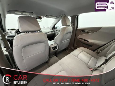 Used 2024 Chevrolet Malibu LT image 42