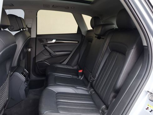 Used 2018 Audi Q5 2.0T Premium Plus w/ Premium Plus Package AWD/4WD image 22