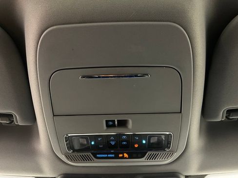 Used 2022 Ford F150 Lariat w/ Equipment Group 502A High AWD/4WD image 19