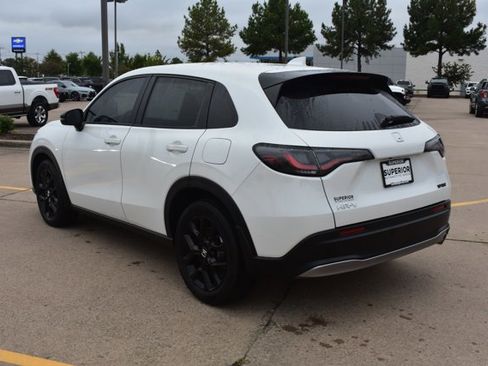 Used 2024 Honda HR-V Sport image 9