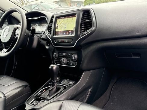 Used 2023 Jeep Cherokee Altitude Lux AWD/4WD image 25