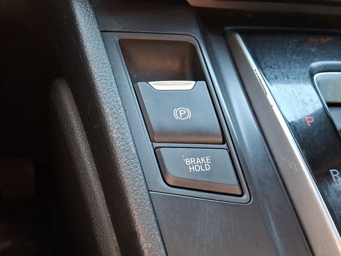Used 2022 Honda CR-V Touring image 25