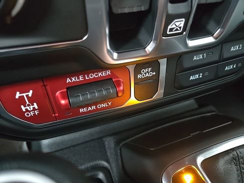 New 2026 Jeep Wrangler Unlimited Sport AWD/4WD image 60