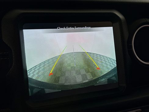 Used 2023 Jeep Wrangler Sahara image 22