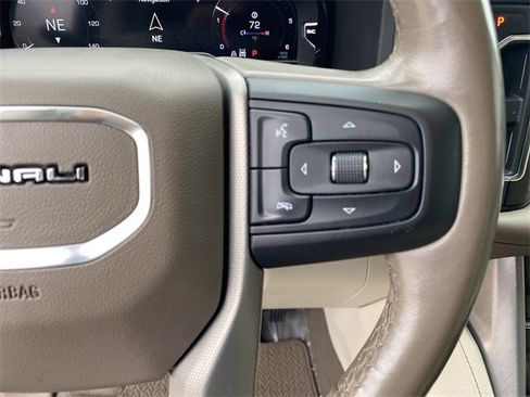 Used 2022 GMC Yukon Denali image 45